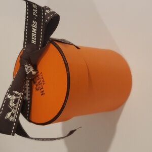 Hermes cylindrical box 3×2inches